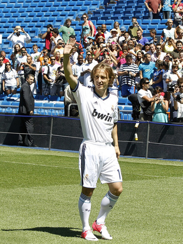 赛点一刻！米兰3-2擒获科内利亚诺，捧起意大利女排超级杯！